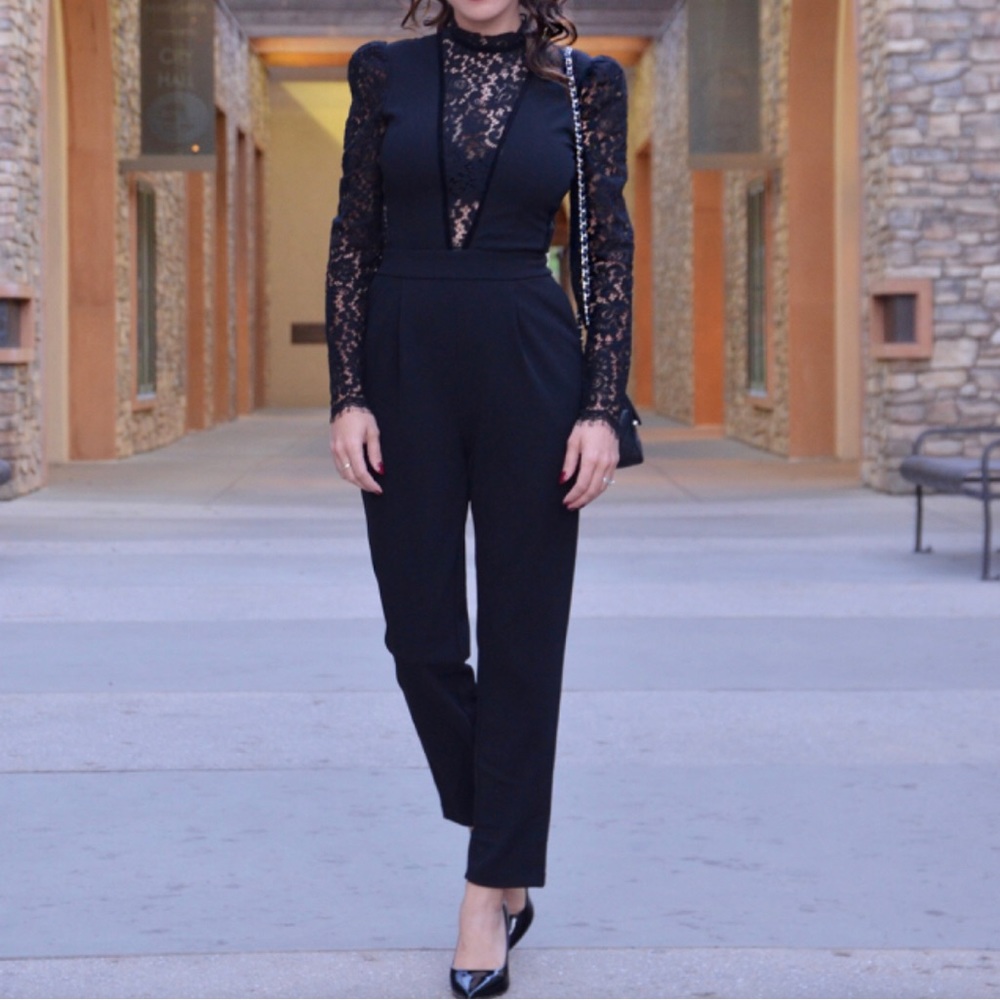 Size 00 Express black lace jumpsuit